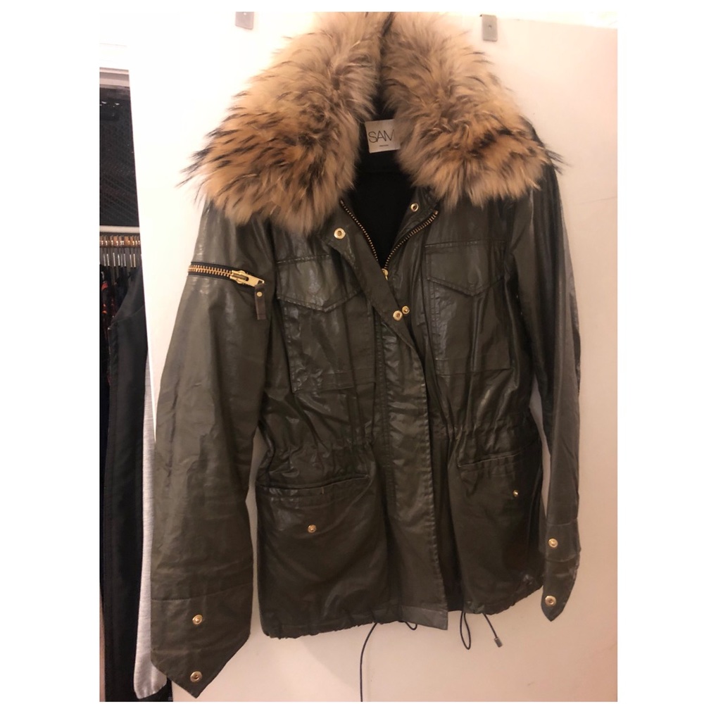 SAM Jacket with detachable Fox Fur Collar